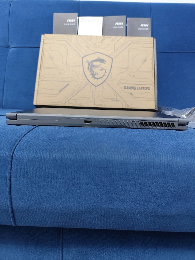 KUTULU HEDİYELİK ÇOKK TEMİZ MSI OYUN ÇİZİM LAPTOP - 10