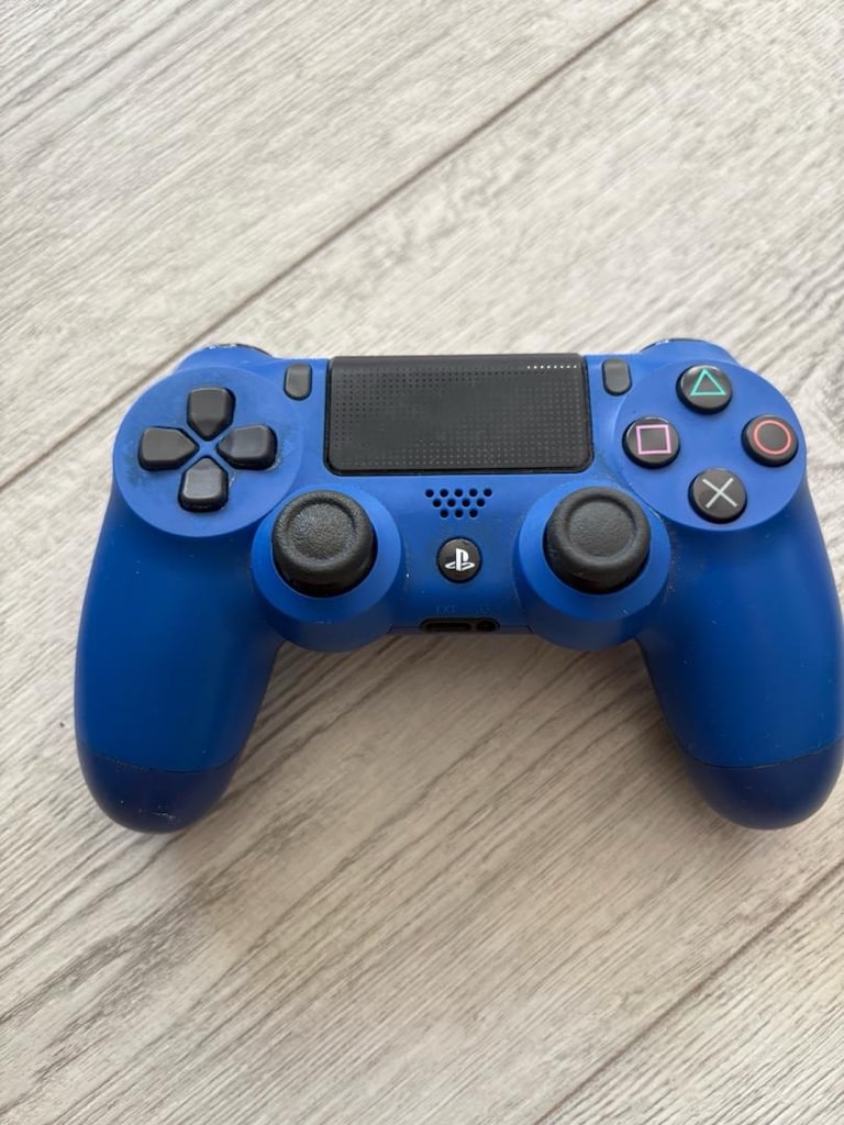 Sony PS4 Slim Tek Kol Orijinal Kolu ile Temiz Kullanılmış - 5