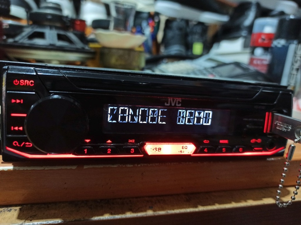 JVC KD-X152 Oto Teybi USB AUX RADYO tek anfi çıkışli oto teyp sorunsuz - 9