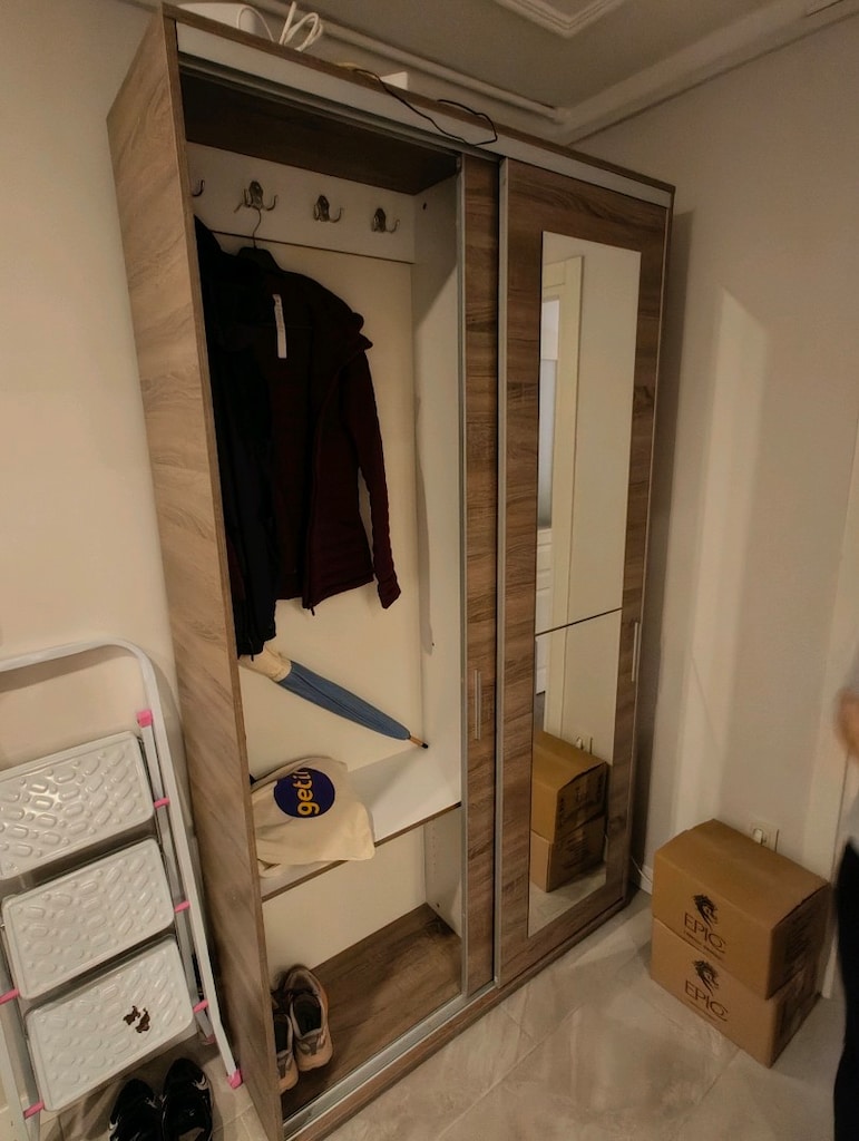 Ahşap Renkli Gardırop - 3