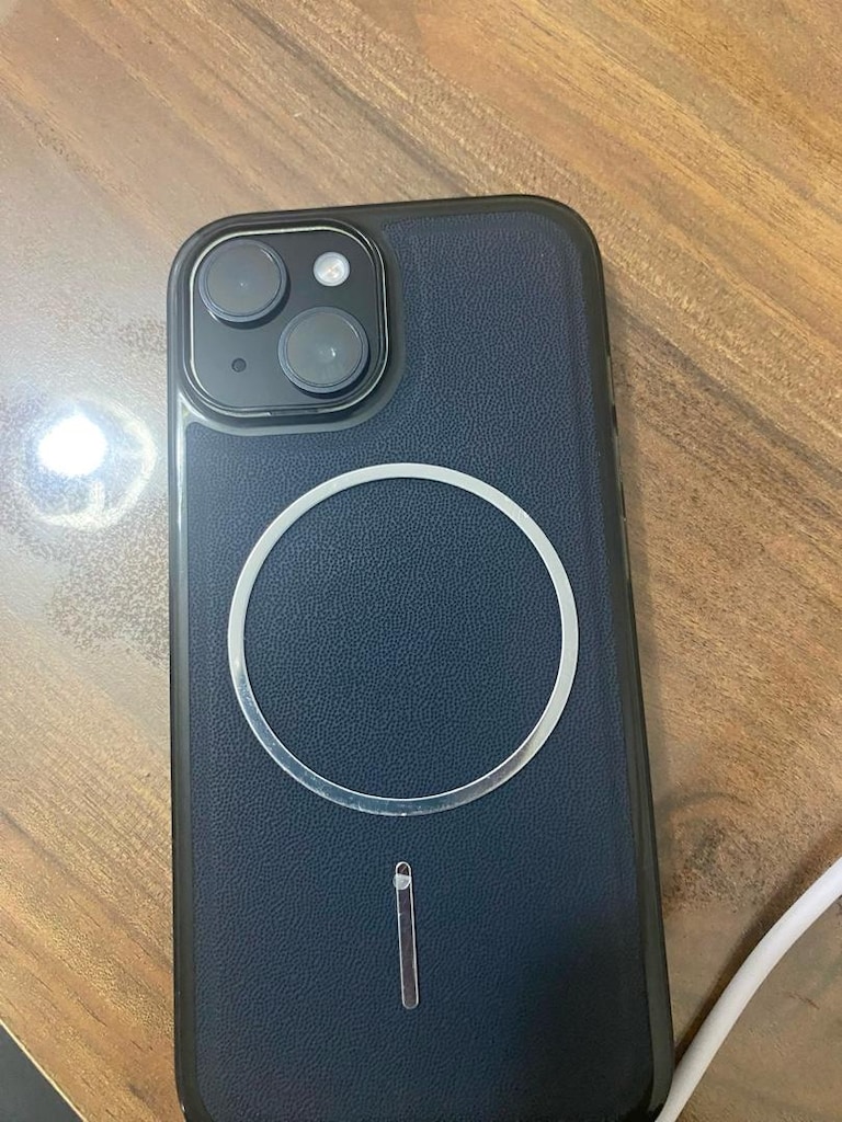iPhone 15 - 2