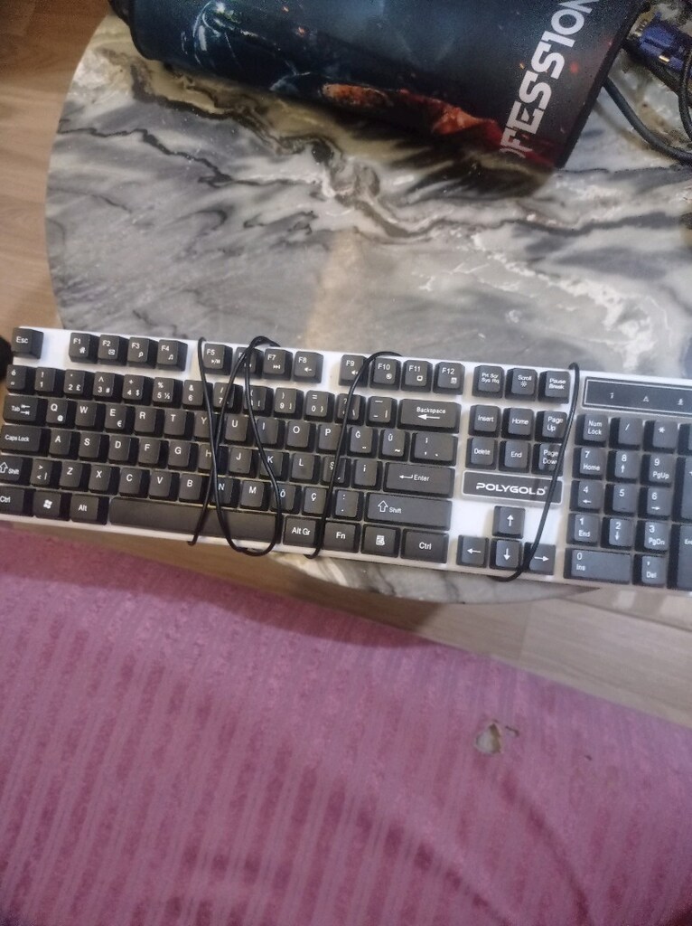 çalışır durumda CS 1.6 sı yüklü veriyorum game loop da yüklü ve opera - 6