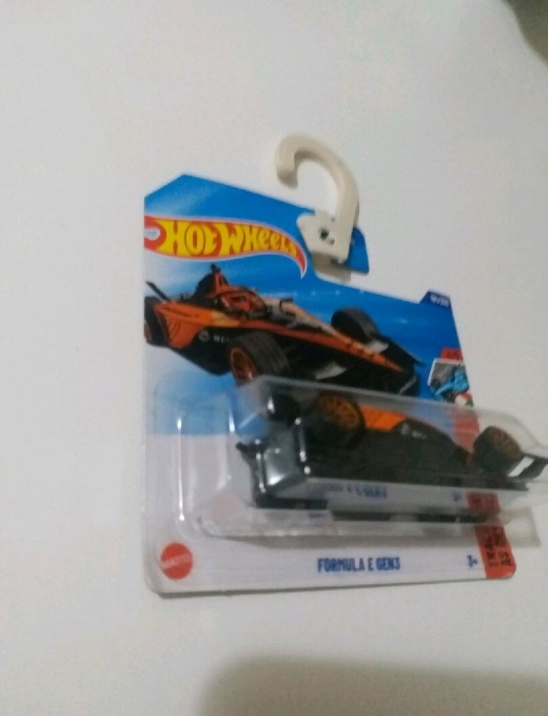 HOT WHEELS FORMULA - 2