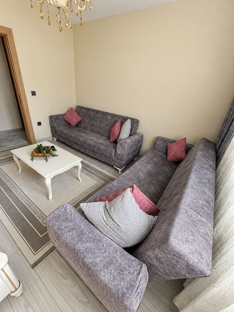 2 Gri Koltuk + Orta Masa + TV Ünitesi – Takım - 2