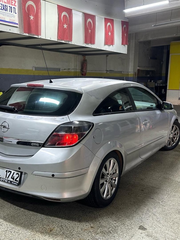 Opel astra h gtc sport - 4