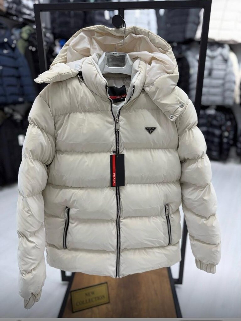 PRADA MONT