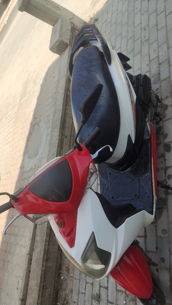 Sym 125 scooter motor - 4