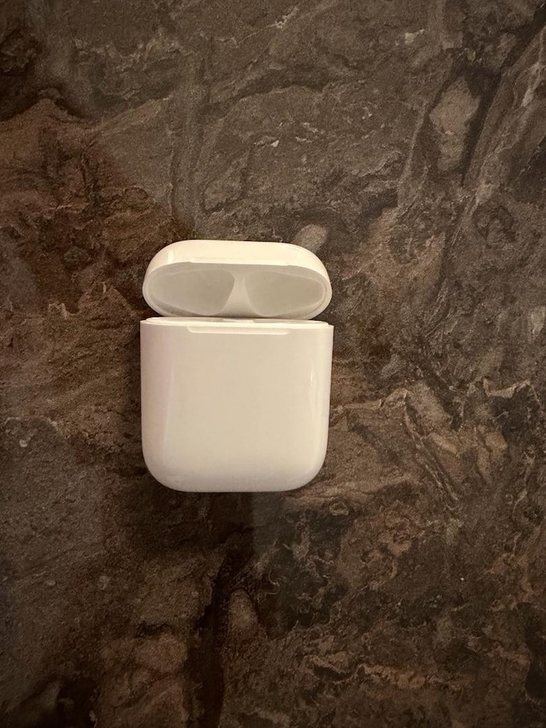 Apple AirPods 2. Nesil - 3