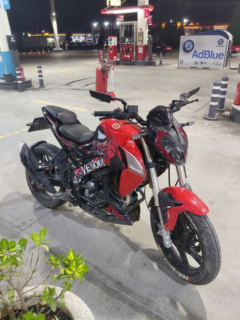 Benelli 125S 8500km 2024 model ekstralı - 8