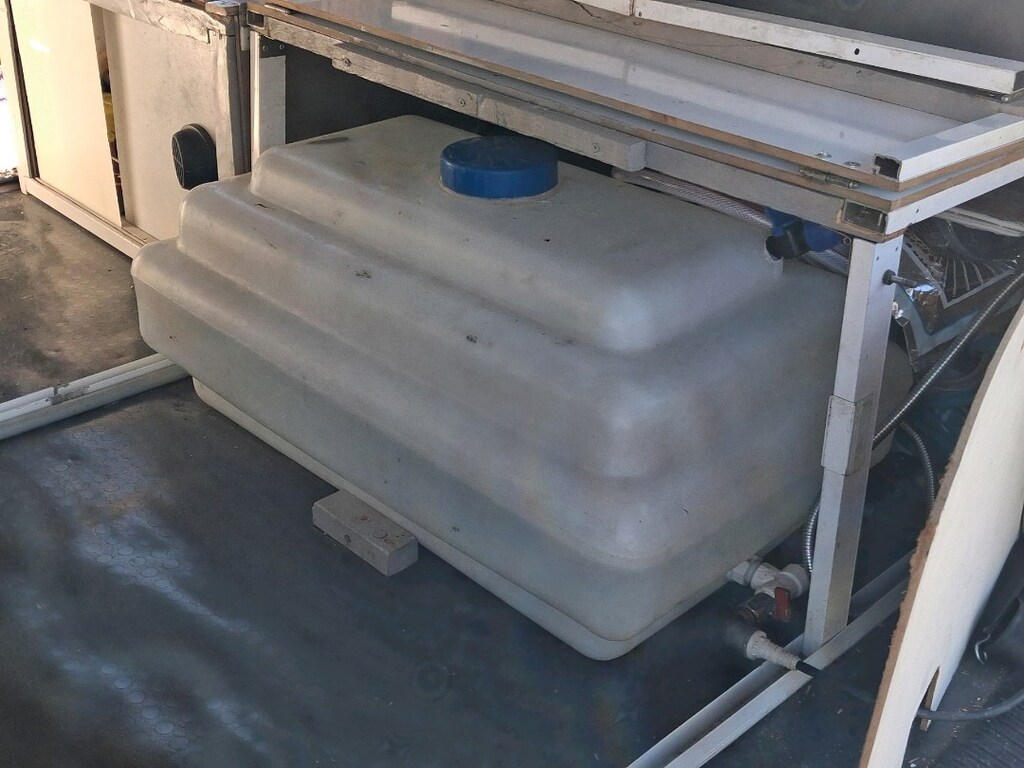 Transporter t5 motokaravan - 12