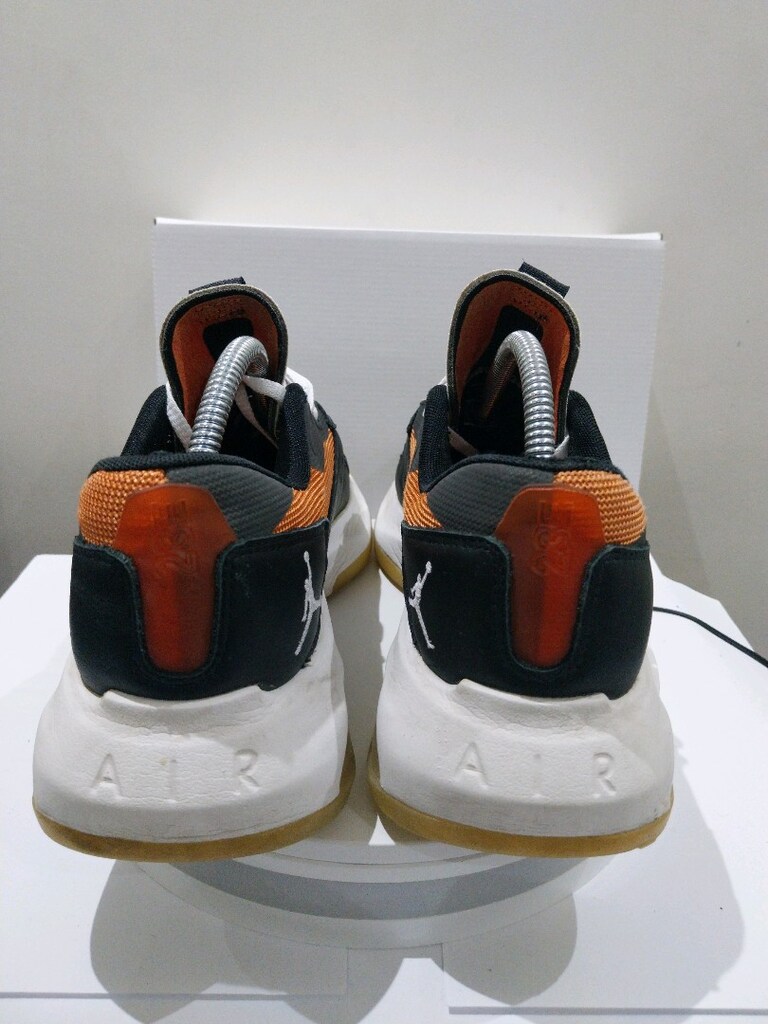 Nike Air Jordan 200E 44 - 6