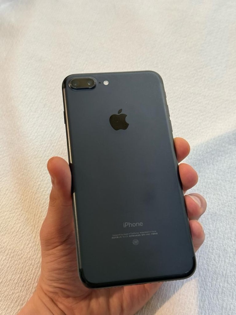 IPHONE 7 PLUS MAT SİYAH - 2