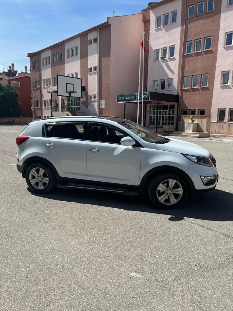 Kia sportage gdi concept plus - 4