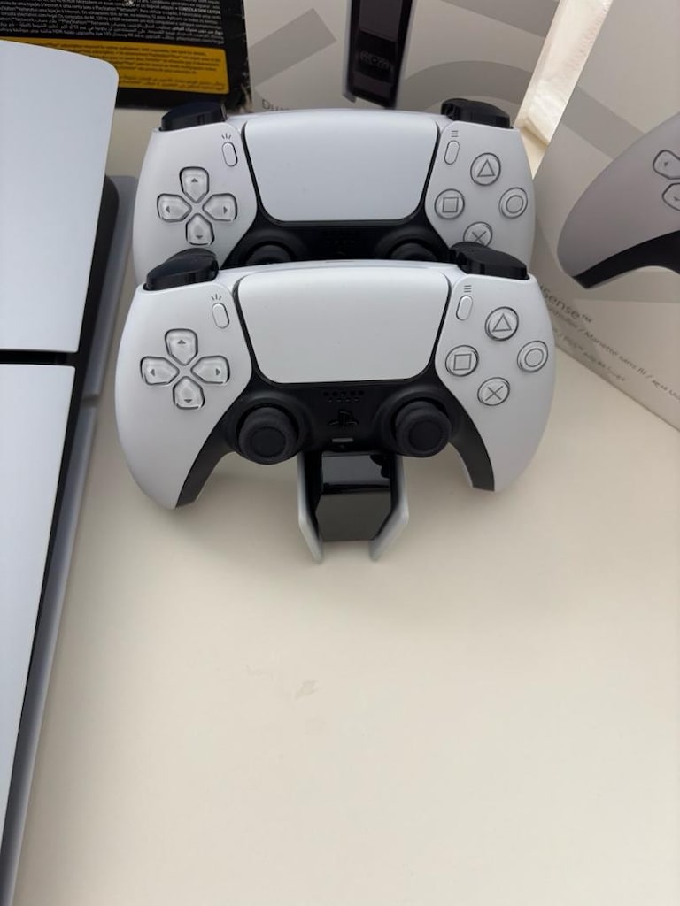 Sony PS5 Slim Digital Edition 825GB + 2 kol - 3