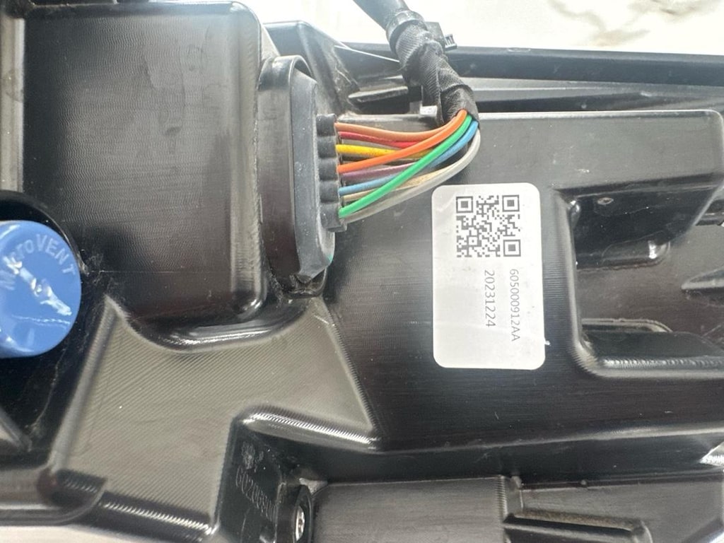 CHERY TİGGO 8 PRO MAX SOL STOP ORJİNAL SÖKME - letgo'dan Sıfırından ...