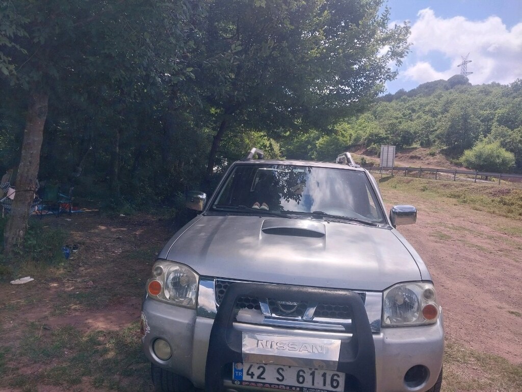 Nissan NAVARA