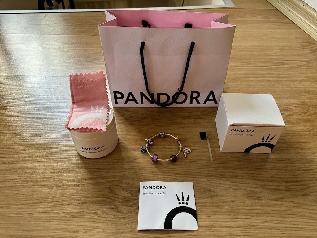 Orjinal Pandora Gümüş Bileklik + 6 Orjinal Charm - 2