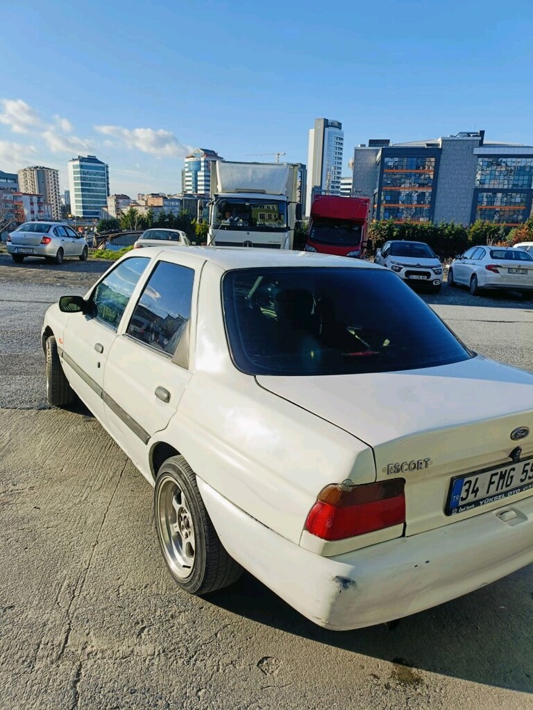 ford escort - 2