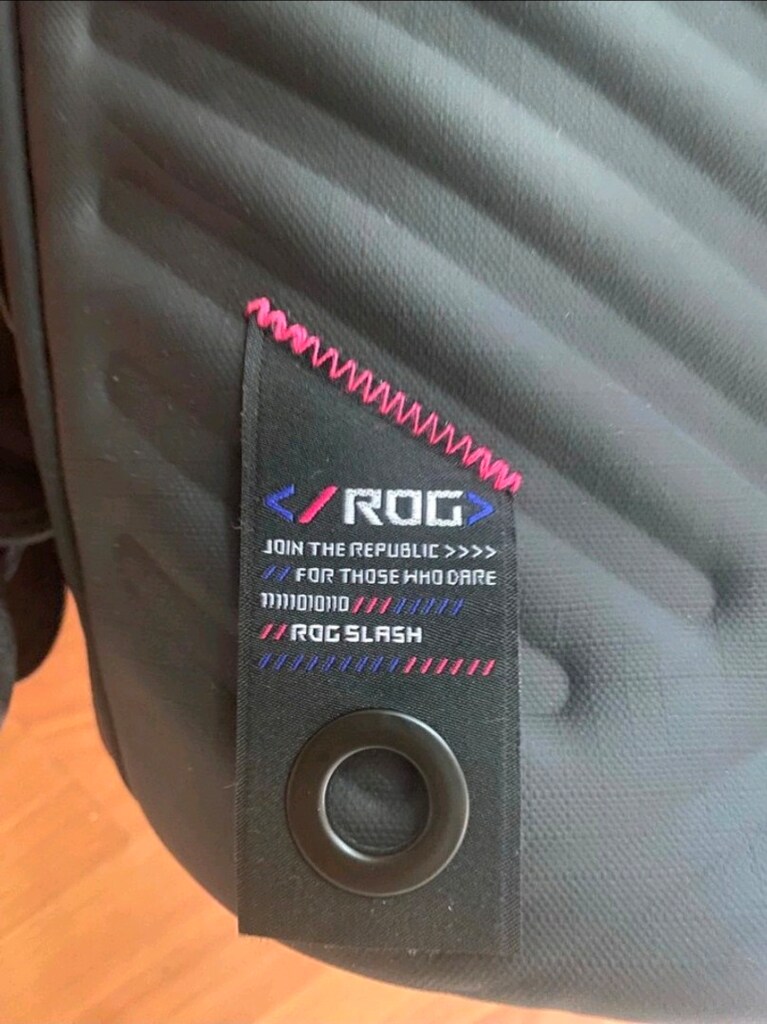 Asus ROG SLASH 4.0 Sıfır Faturalı Sırt Çantası - 4