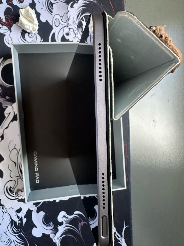 REDMAGIC nova Gaming Tablet - 10