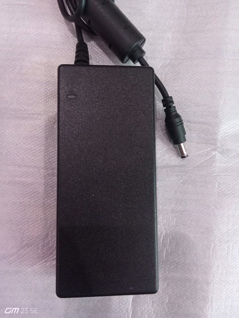 24 volt 3.75 Amper Adaptör