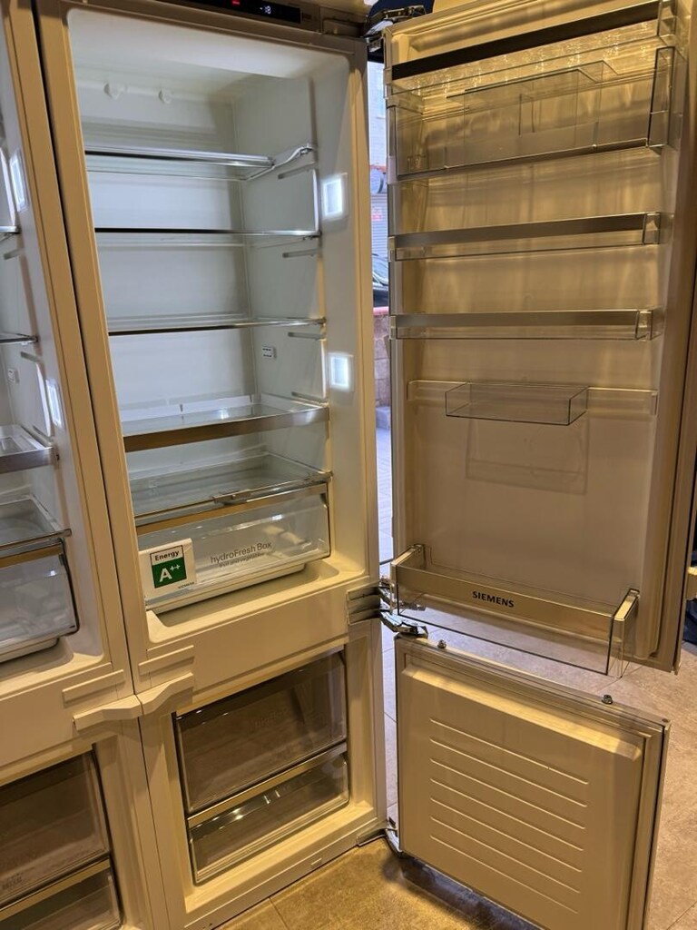 Siemens Ankastre Buzdolabı 2 Adet - 2