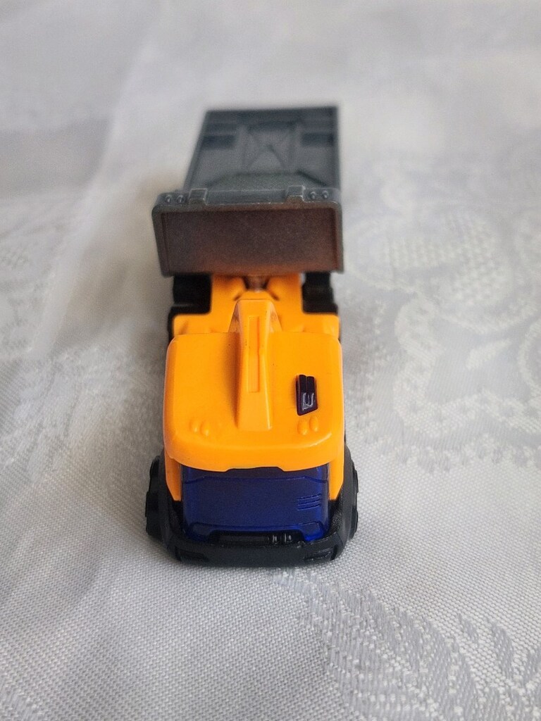 hotwheels trackın trucks chopter chase kamyon takibi taşıyıcı tır 2012 - 4