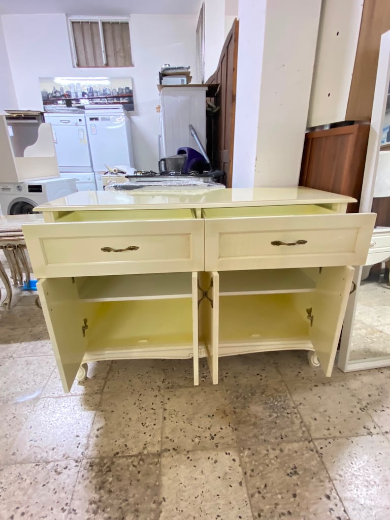2.EL Kırık Beyaz MDF Lükens Ayaklı Çok Temiz Şık Konsol - 8
