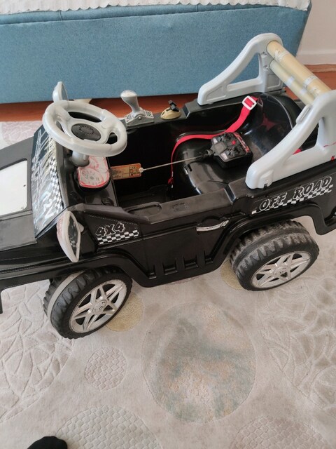 12 volt uzaktan kumandalı araba