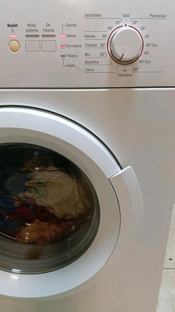 5,5 kg BOSCH ÇAMAŞIR MAKİNESİ SORUNSUZ ÇALISIR DURUMDA TESLİM EDERİM - 2
