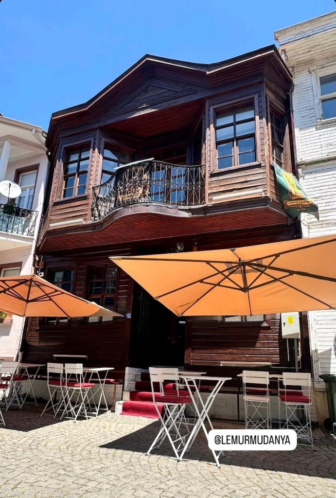2 adet cafe şemsiyesi