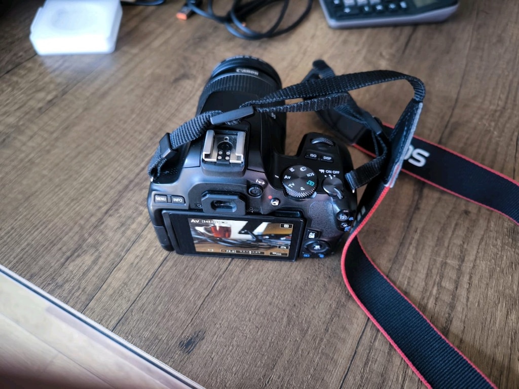 Canon EOS 250D - 5