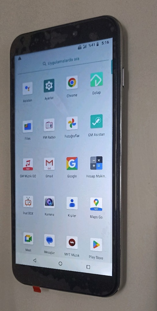 General Mobile G8 go - 4