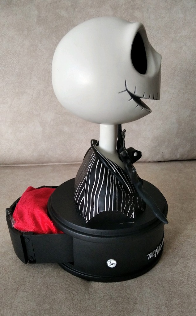 NIGHTMARE BEFORE CHRISTMAS LİMİTED EDİTİON FİGÜR VE 2 DVD SET - 2