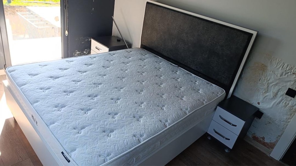 yatak takımı komidin gardırop köşe koltuk