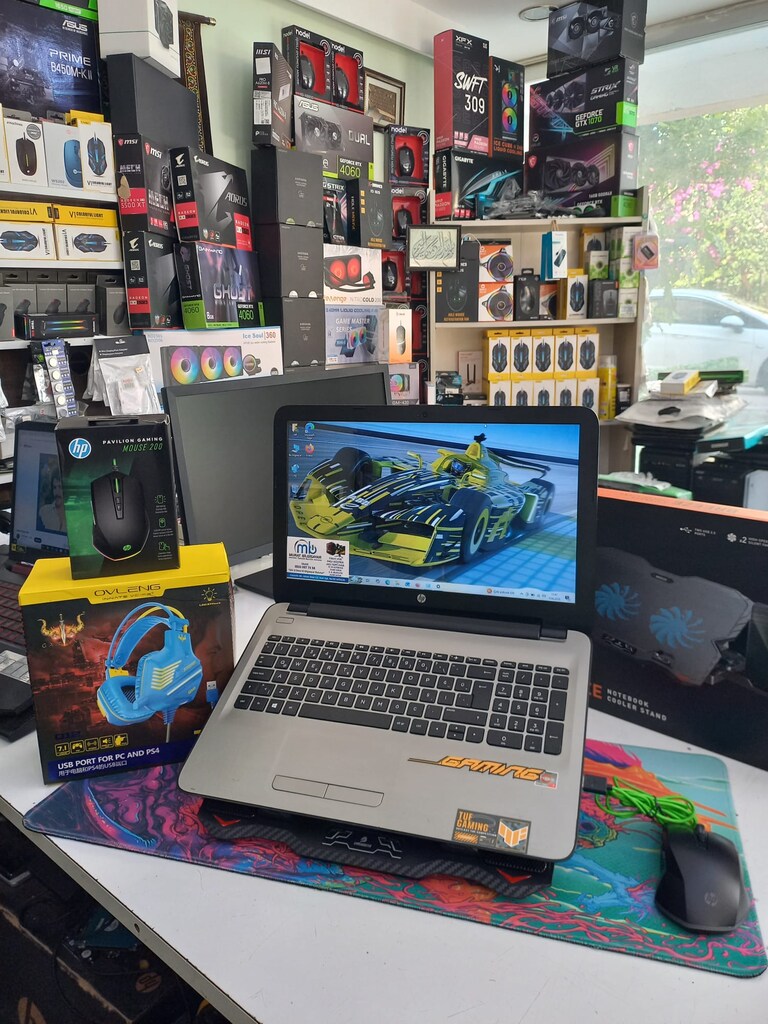 HP İNTEL İ3 6 NESİL 8 GB RAM 128 GB SSD WİNDOWS 10 İŞLETİM - 10