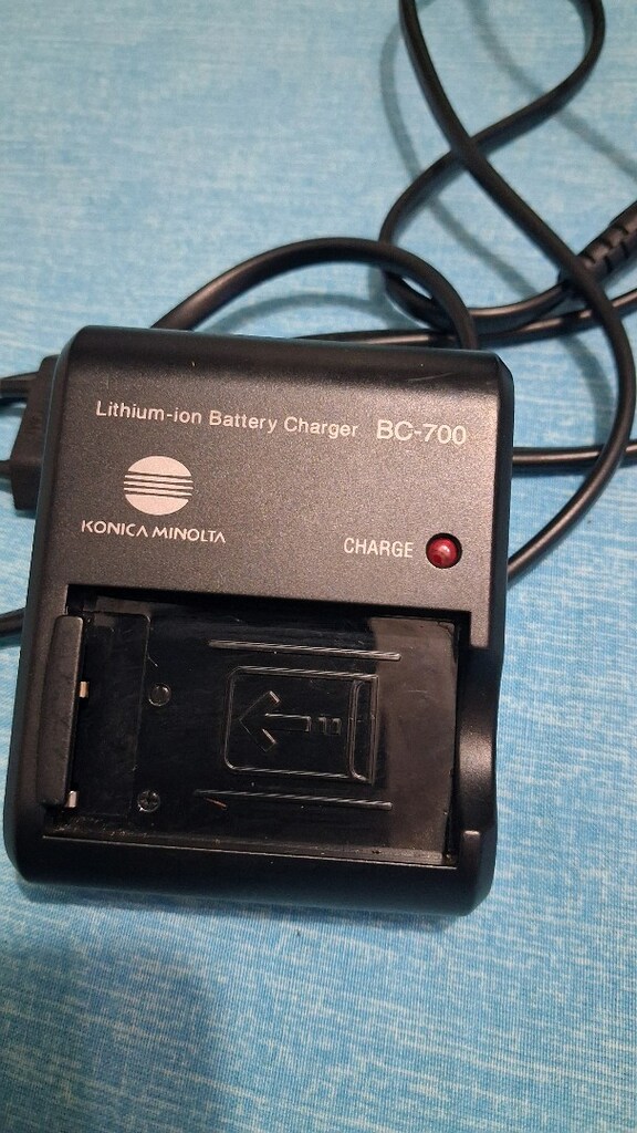 KONICA MINOLTA - 4