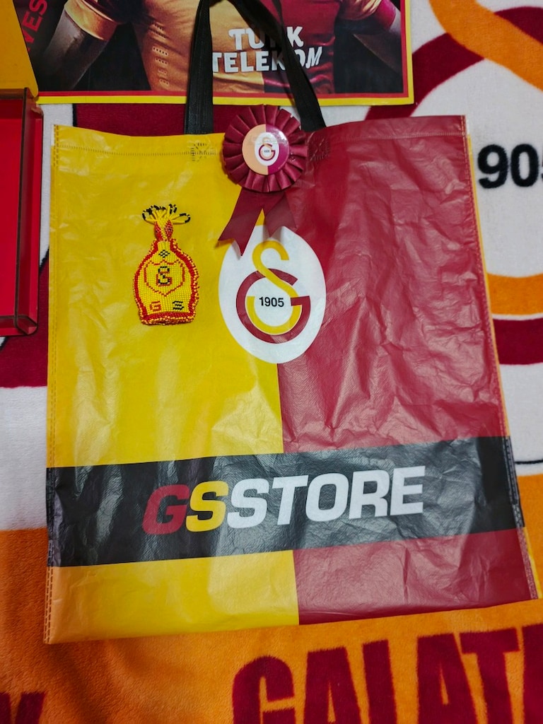 Galatasaray Seti Battaniye Poster Çanta Ahşap Kutu ve Anahtarlık - 3