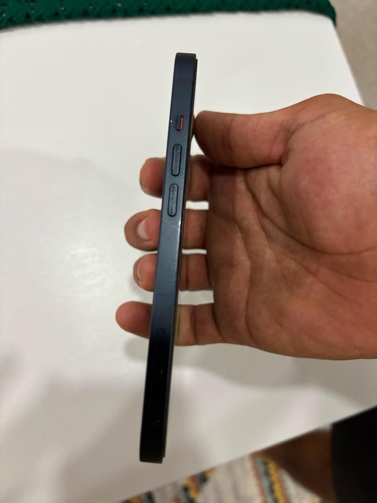 iPhone 13 - 2