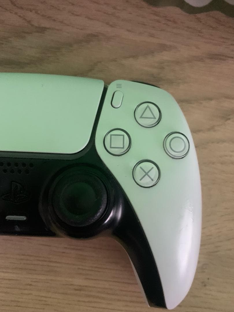 PS5 DualSense - 3