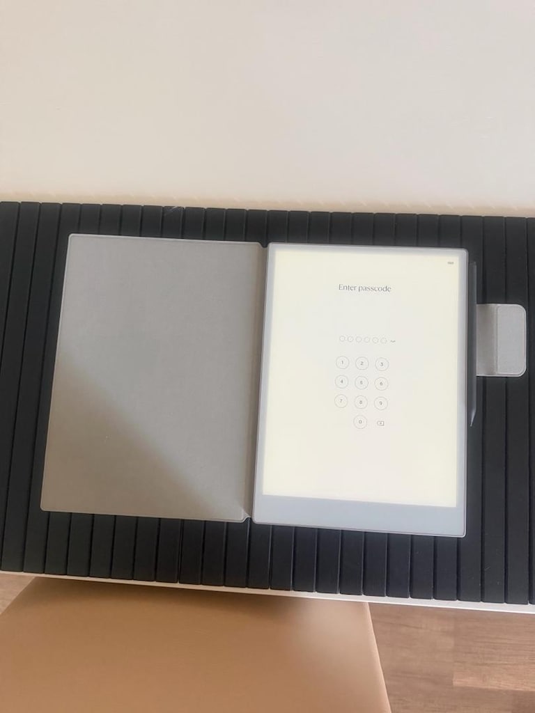 reMarkable Paper Pro and Maker Plus - 2