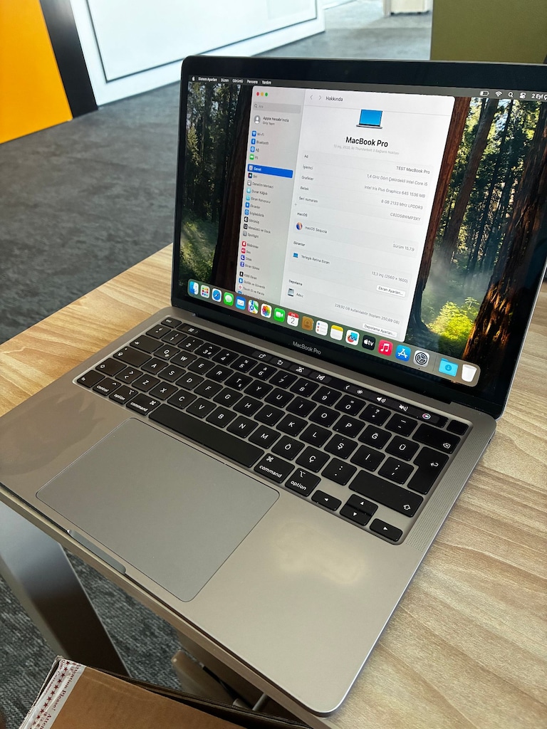 Macbook Pro 2020 - 7