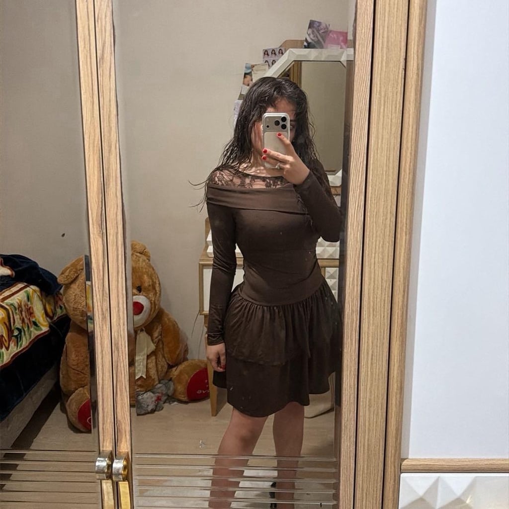 yeni kahverengi dantelli elbise