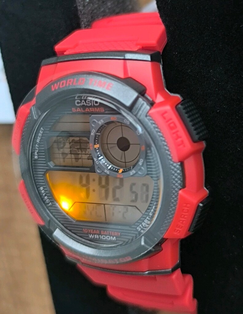 Casio Dünya Saatli Dijital Spor Kol Saati - 3