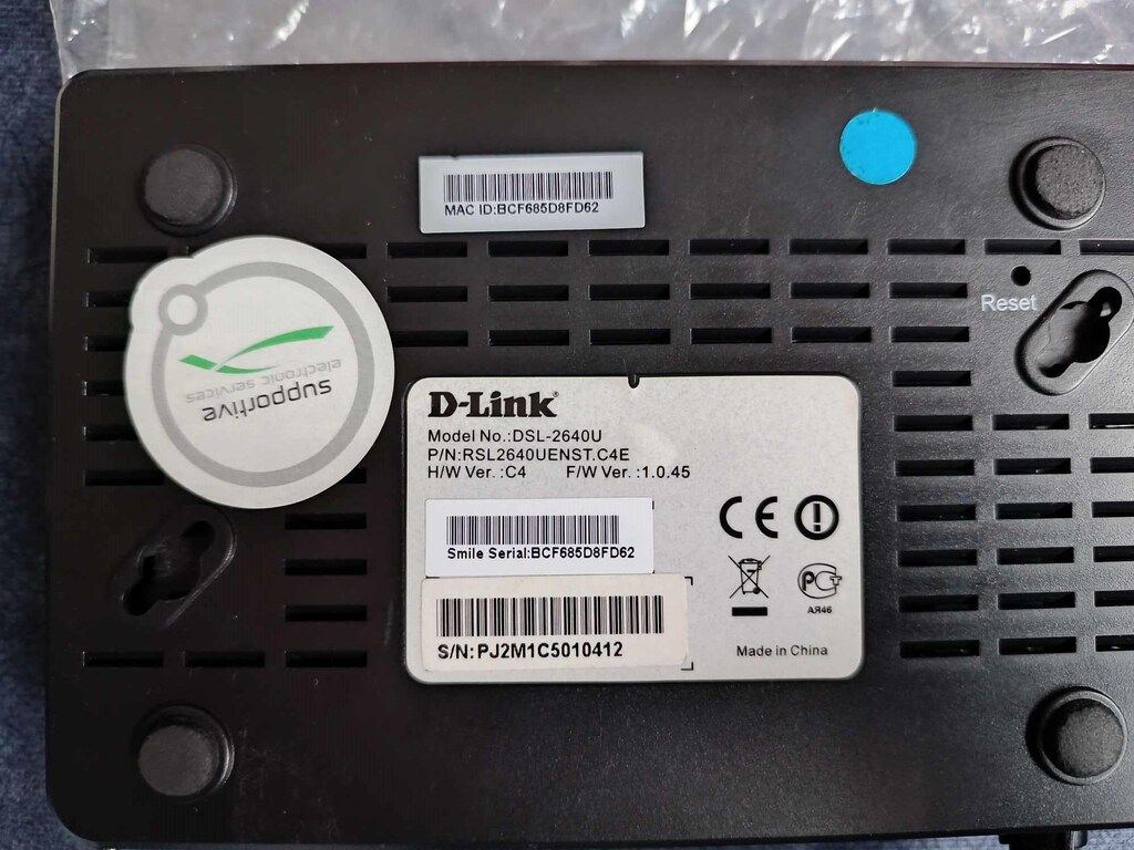 D-Link 54 Mbps ADSL Modem (DSL-2640U) - 8