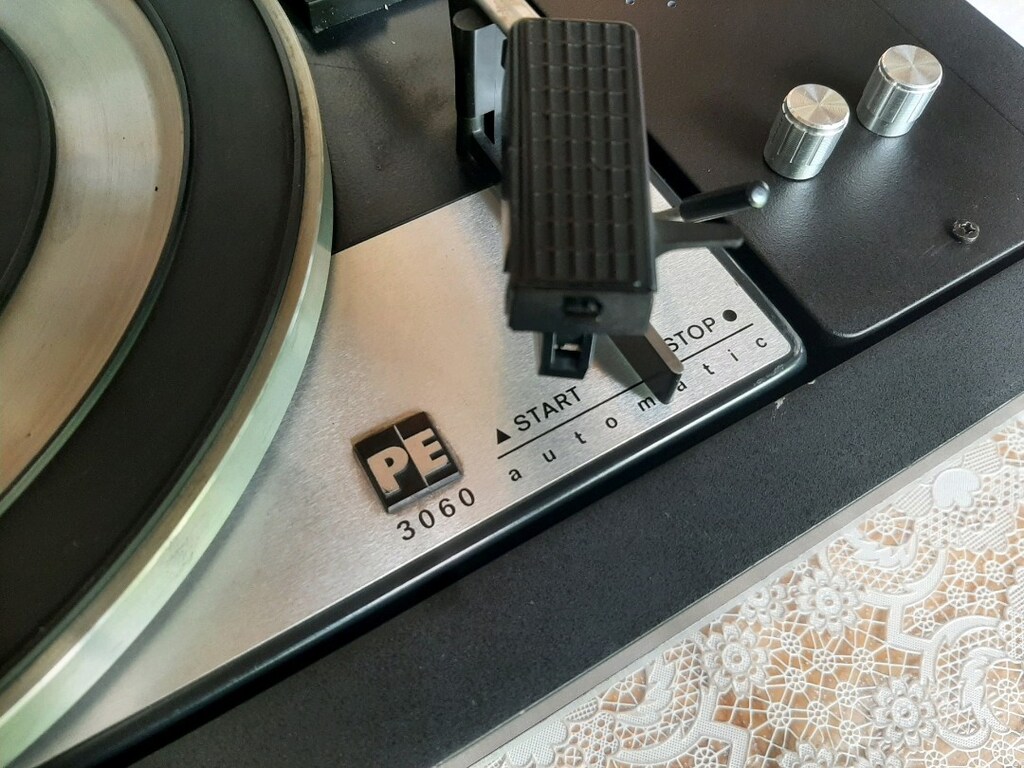 TELEFUNKEN PIKAP CIFT TARAFLI IGNE - 4