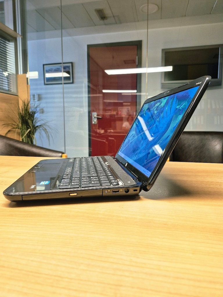Laptop HP i5 İşlemci 240GB SSD 8GB Ram Pili Sağlam - 4