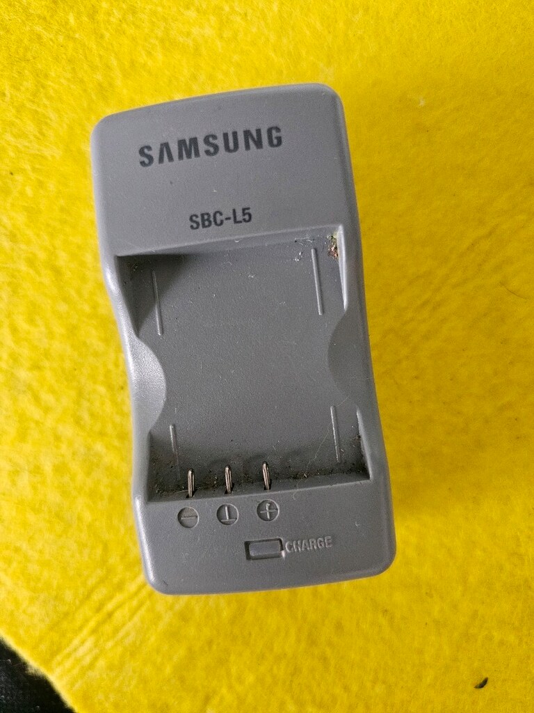 SAMSUNG SBC-L5 BATARYA ŞARJ MAKİNESİ. - 2