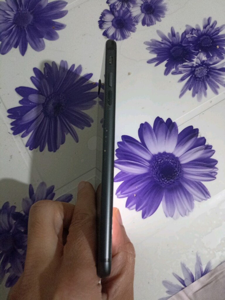 iPhone 8 Plas 64 gb yurtici - 2