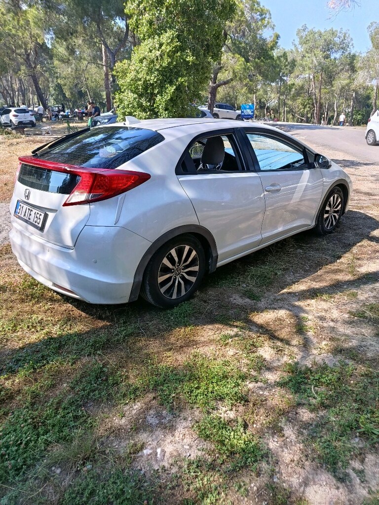 Honda Civic d tech dizel - 5